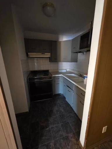 Main picture of 345A Range Ln