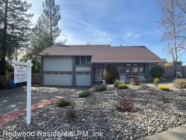 Main picture of 737 Montclair Dr