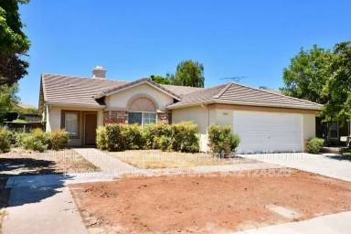 Main picture of 31436 Rivera St