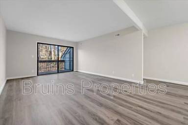 Main picture of 1504 Benjamin Pkwy