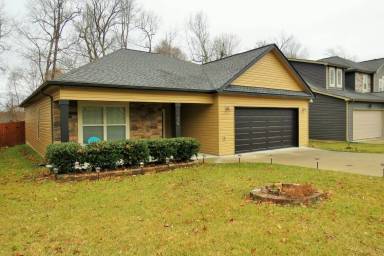 Main picture of 1186 Eagles Bluff Dr