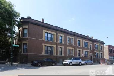 Main picture of 2945 W Diversey Ave