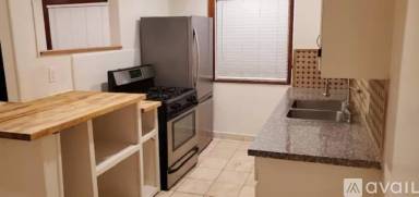 Main picture of 303 N Mission Rd