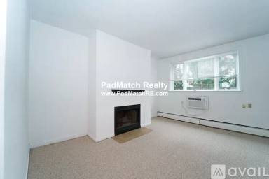 Main picture of 50 Evergreen St