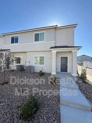 Main picture of 1640 Prancer St