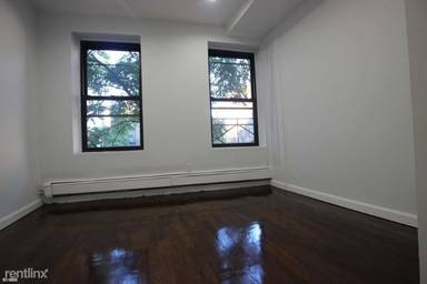 Main picture of 34 E 1st St