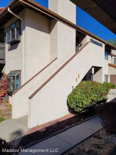 Main picture of 6035 McKinney Dr NE