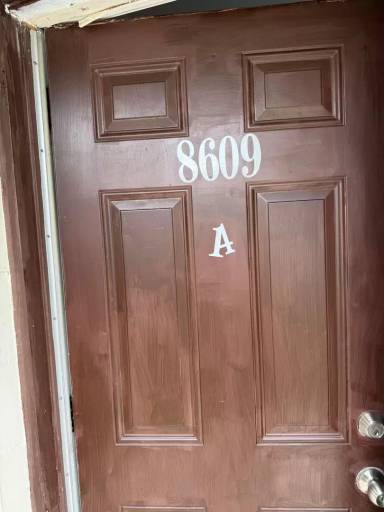 Main picture of 8609 N 10th St