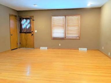 Main picture of 12627 Holmes St