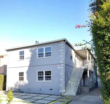 Main picture of 1232 1/2 S Ridgeley Dr