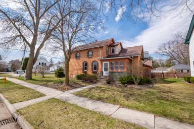 Main picture of 476 Linden St