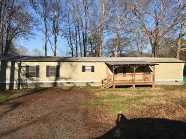 Main picture of 63 Grady Ln