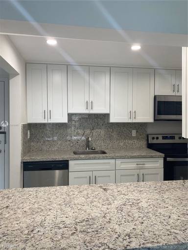Main picture of Racquet Club Apts At Bonaventure