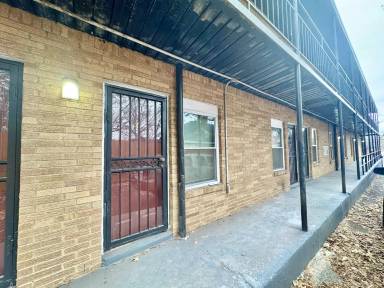 Main picture of 139 N Claybrook St