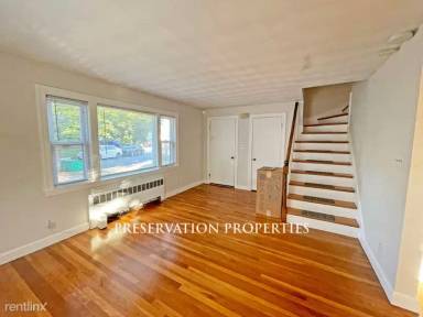Main picture of 18 Rose Ave