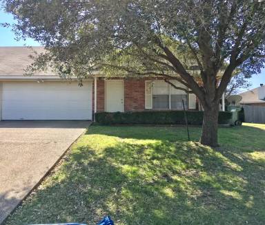 Main picture of 713 Park Meadows Dr