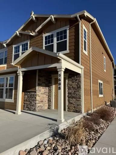 Main picture of 5608 Shamrock Hts