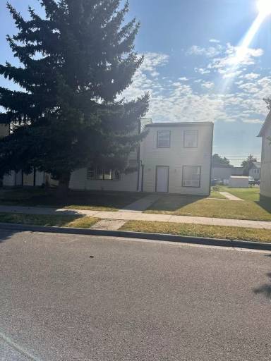 Main picture of 500 S 20th Ave