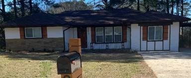 Main picture of 2473 Plantation Dr
