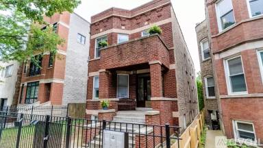 Main picture of 1537 W School St