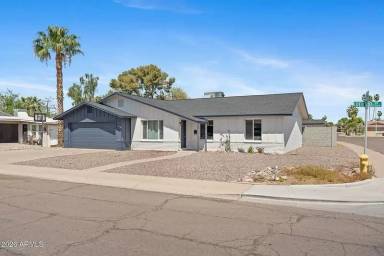 Main picture of 1664 E Del Rio Dr