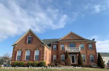 Main picture of 4101 Tottenham St