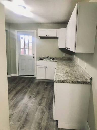 Main picture of 325 Linden Ave