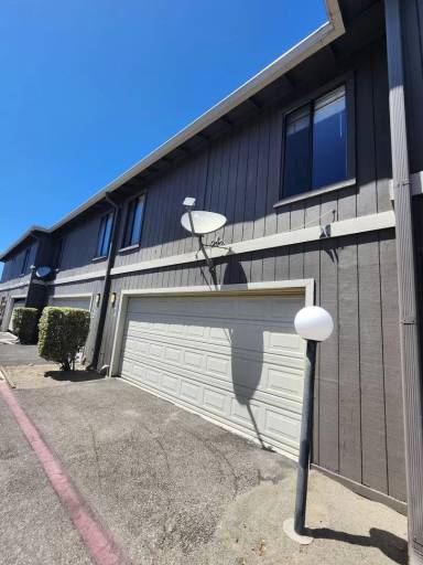 Main picture of 1744 Longbranch Ave