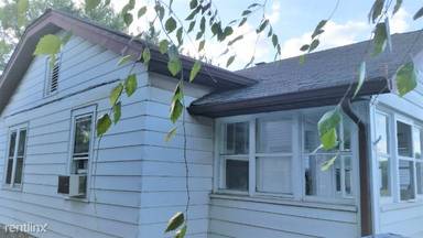 Main picture of 2920 Foltz St