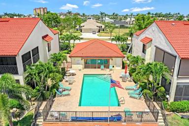 Main picture of 5515 SW 12th Ave