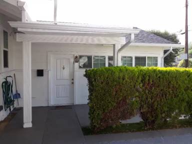 Main picture of 19953 Haynes St