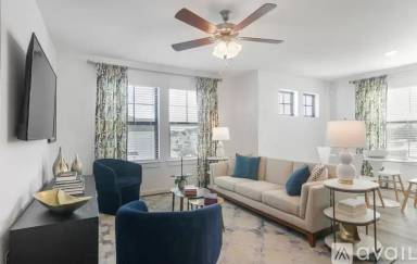 Main picture of 118 Trademark St