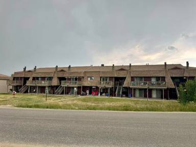 Main picture of Meadow Ridge 8-8