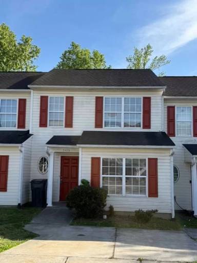 Main picture of 5405 Esther Ln