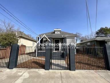 Main picture of 3449 38th St