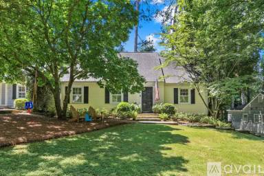 Main picture of 70 Lakeland Dr NW