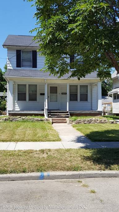 Main picture of 3635 Berkeley Dr