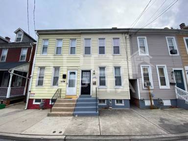 Main picture of 648 W College Ave