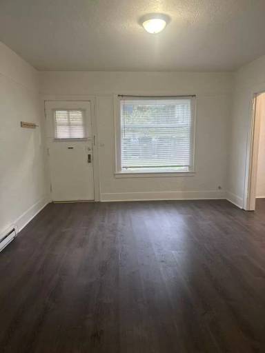 Main picture of 825-837 High St