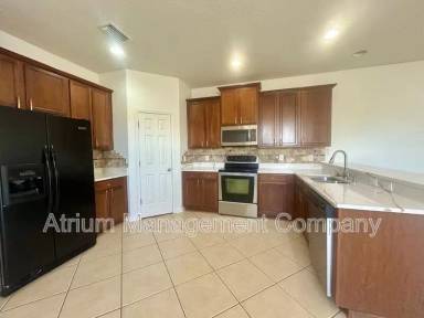 Main picture of 12805 Avelar Manor Pl