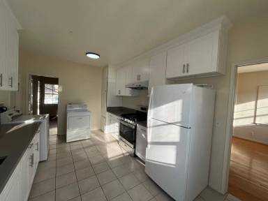 Main picture of 1336 E Las Tunas Dr