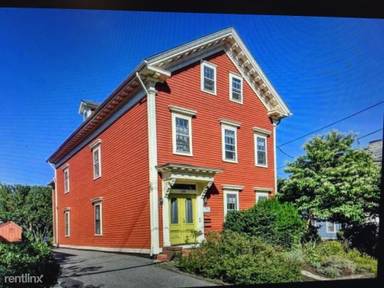 Main picture of 150 Prospect St