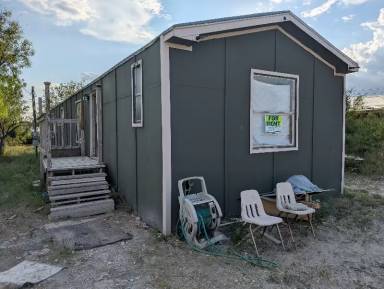 Main picture of 215 Cora Ave