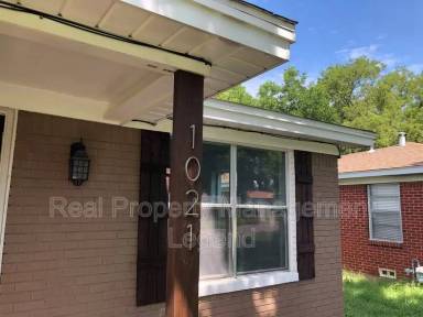 Main picture of 1021 Zelda Dr