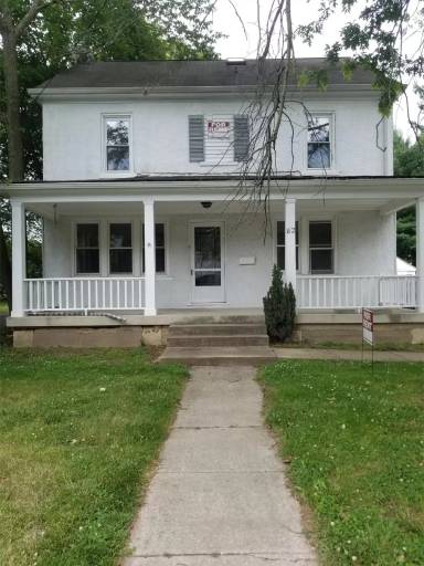 Main picture of 82 E Park Pl