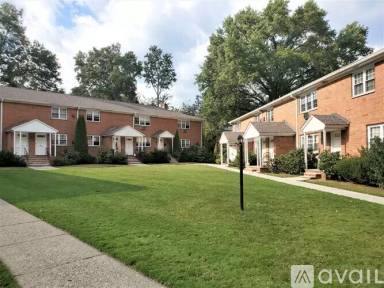 Main picture of 1 Lindley Ave