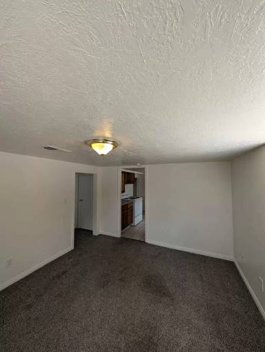 Main picture of 226 S 10th Ave