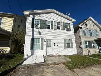 Main picture of 317 W Main St
