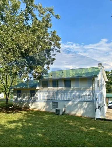 Main picture of 3891 Rolling Brook Cir NE