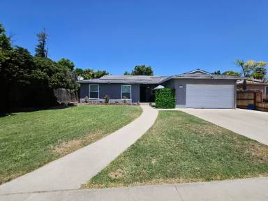 Main picture of 265 W Swift Ave